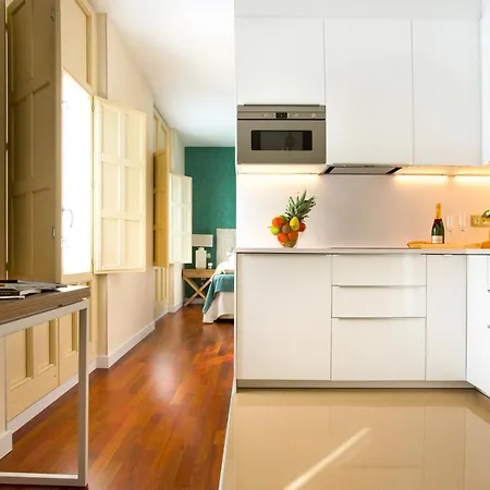 Living4malaga Carcer Apartment